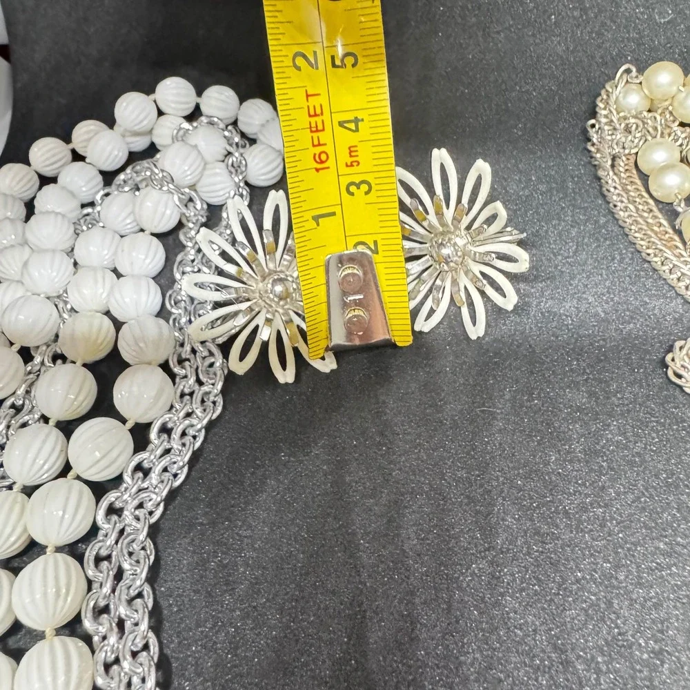 Sarah Coventry 2 Necklace and 1 pair Earring lot Beaded Silver Tone‎ Vintage